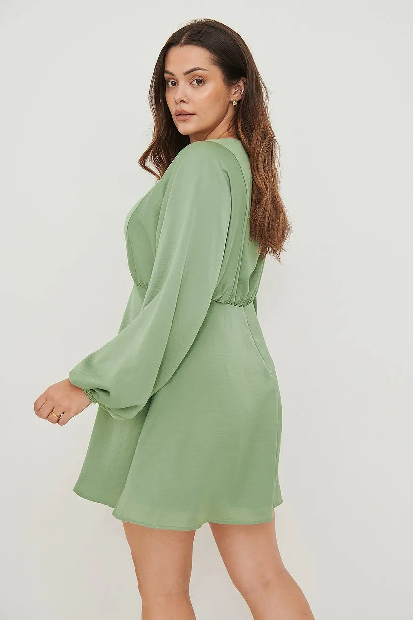 Mint Green Chiffon Balloon Sleeve Flowy Dress